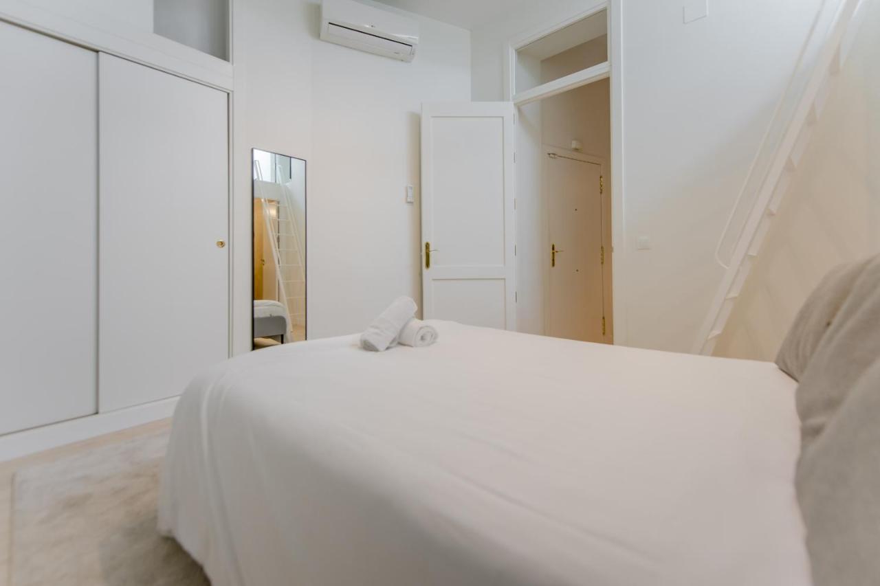 Supercool Apto En El Corazon De Malasana 7Pax Madrid Ngoại thất bức ảnh